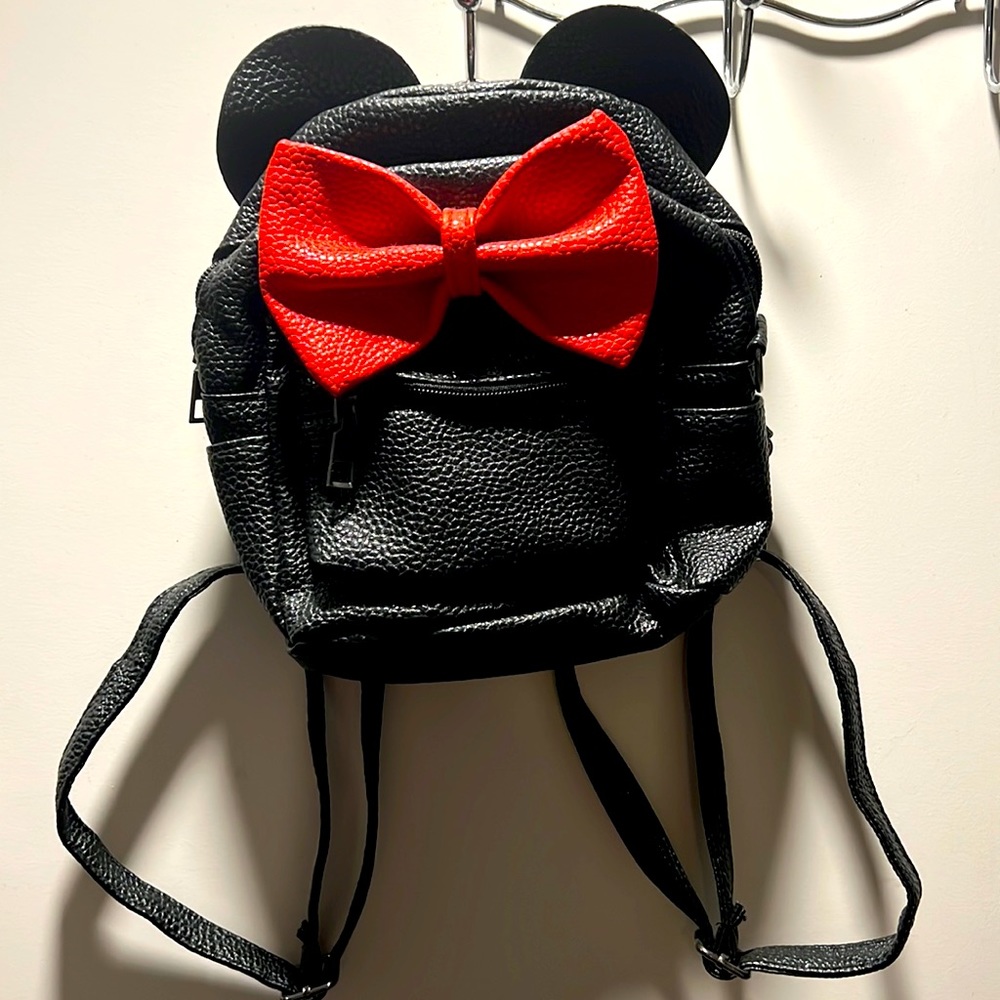 Mini Disney backpack!